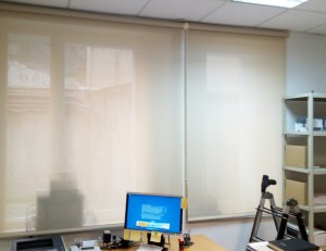 Cortinas enrollables screen en almacen