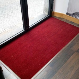 felpudo rojo